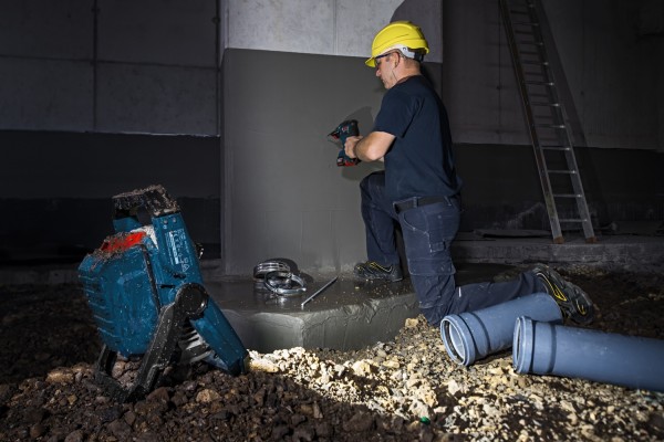 コードレス投光器 GLI18V-1900