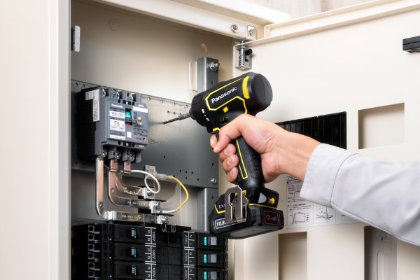 ドリルドライバー[ビットタイプ]　EZ1D32X-Y(黄)本体のみ