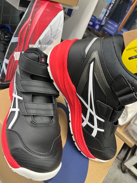 信頼に応える厚底ソール‼️アシックス ウィンジョブCP310HS入荷